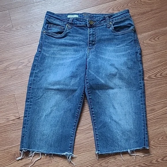 Kut From The Kloth Kick Flare Capri Dark Blue Jean Stretch Womens Size 10 - Picture 3 of 14